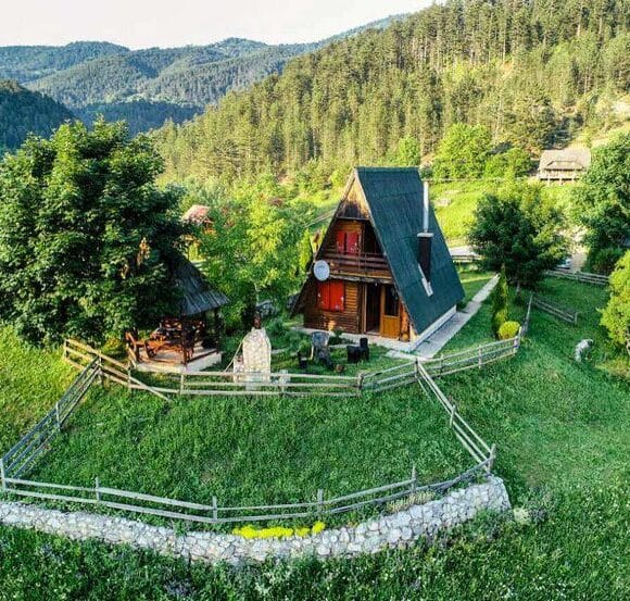 Najbolja kuća za izdavanje Tara