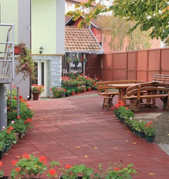 Dom za stare postoperativna nega Sremska Kamenica