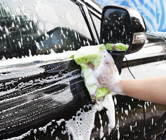 Usluga kompletnog pranja automobila Obrenovac